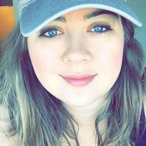 Meet your Posher, Casey